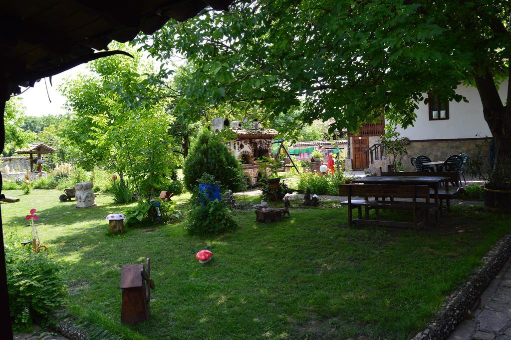 The Old House Guest House Obedinenie Zimmer foto